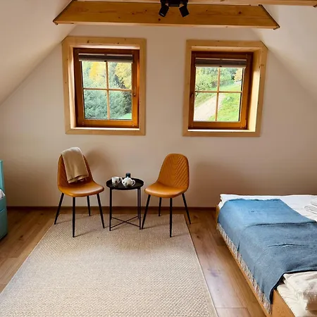 Domek alpejski Pod Jablonou Banská Štiavnica