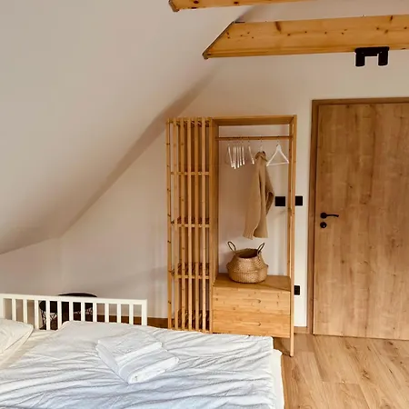 Pod Jablonou Chalet *